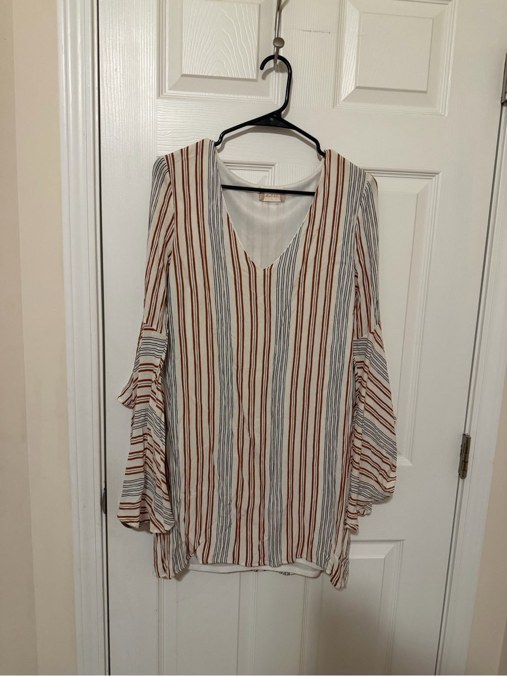 Altar'd State White Tunic with Rust & Gray Vertical Stripes
